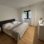 Golden Oasis Holiday home *
