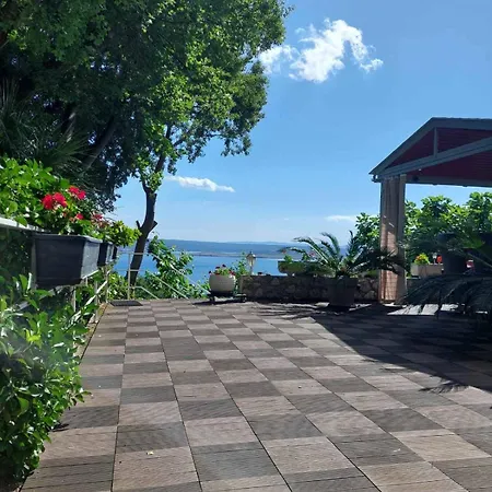 Golden Oasis Dramalj