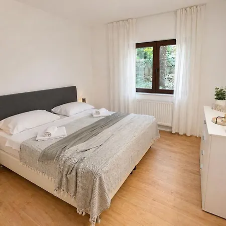 Golden Oasis Prázdninový dům *
