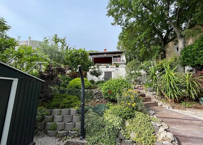 Golden Oasis Holiday home